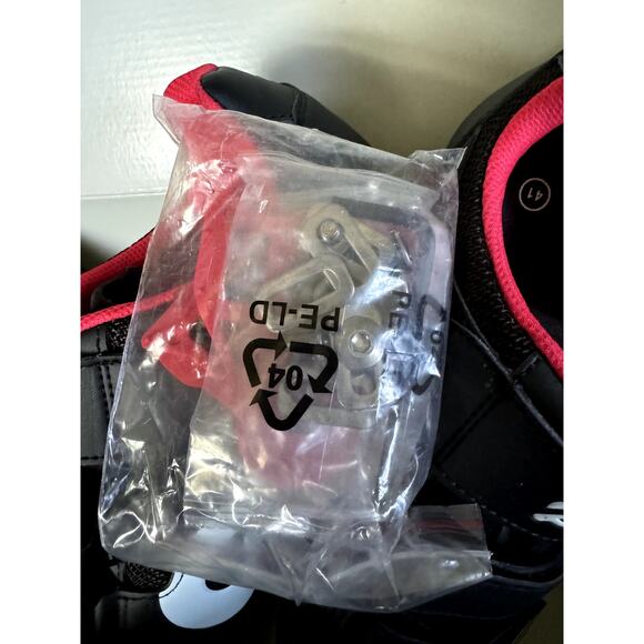 PELOTON PL-SH-B-41 Cycling Shoes Hook Loop Size 8 Men/10 Women EU 41 bike - Picture 9 of 11